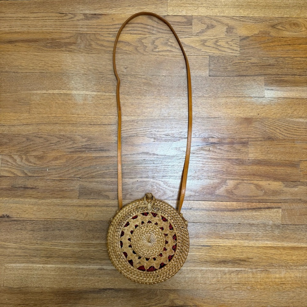 Rattan Round Crossbody Bag
